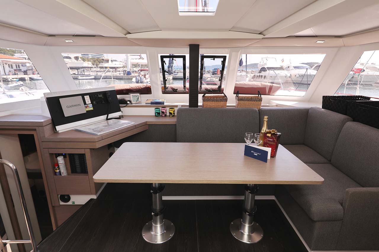 Fountaine Pajot Lucia 40 - 4 cab. — photo 11