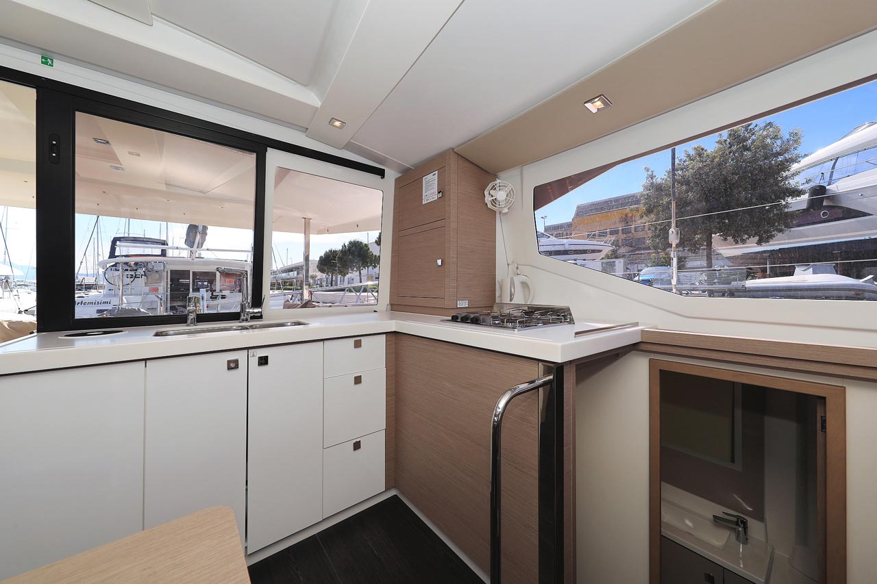 Fountaine Pajot Lucia 40 - 4 cab. — photo 17