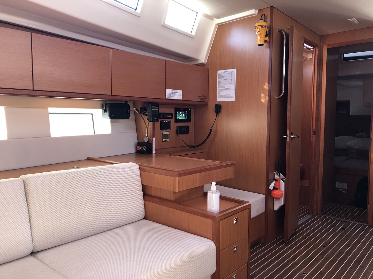 Bavaria C50 - 5 + 1 cab. — photo 18