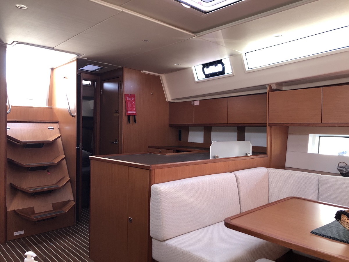 Bavaria C50 - 5 + 1 cab. — photo 19
