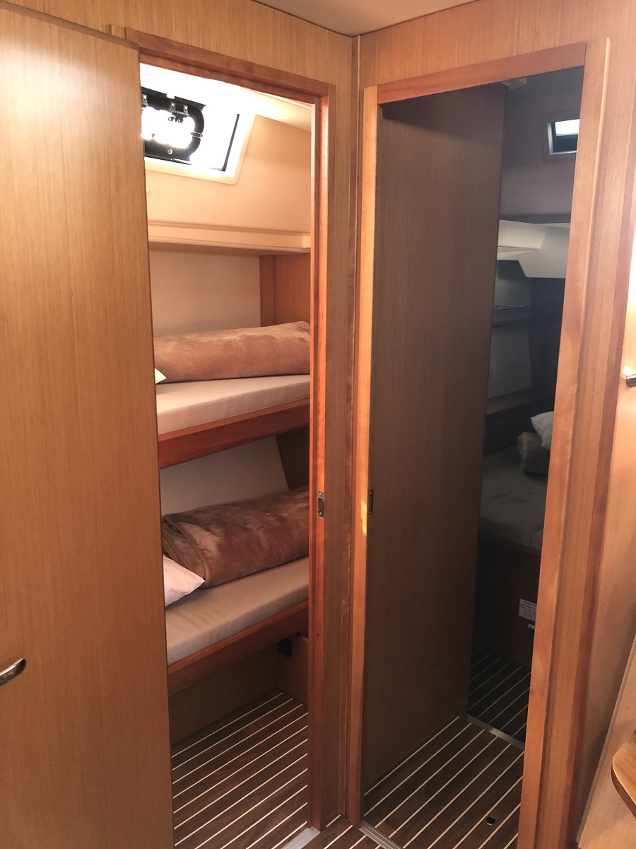 Bavaria C50 - 5 + 1 cab. — photo 22