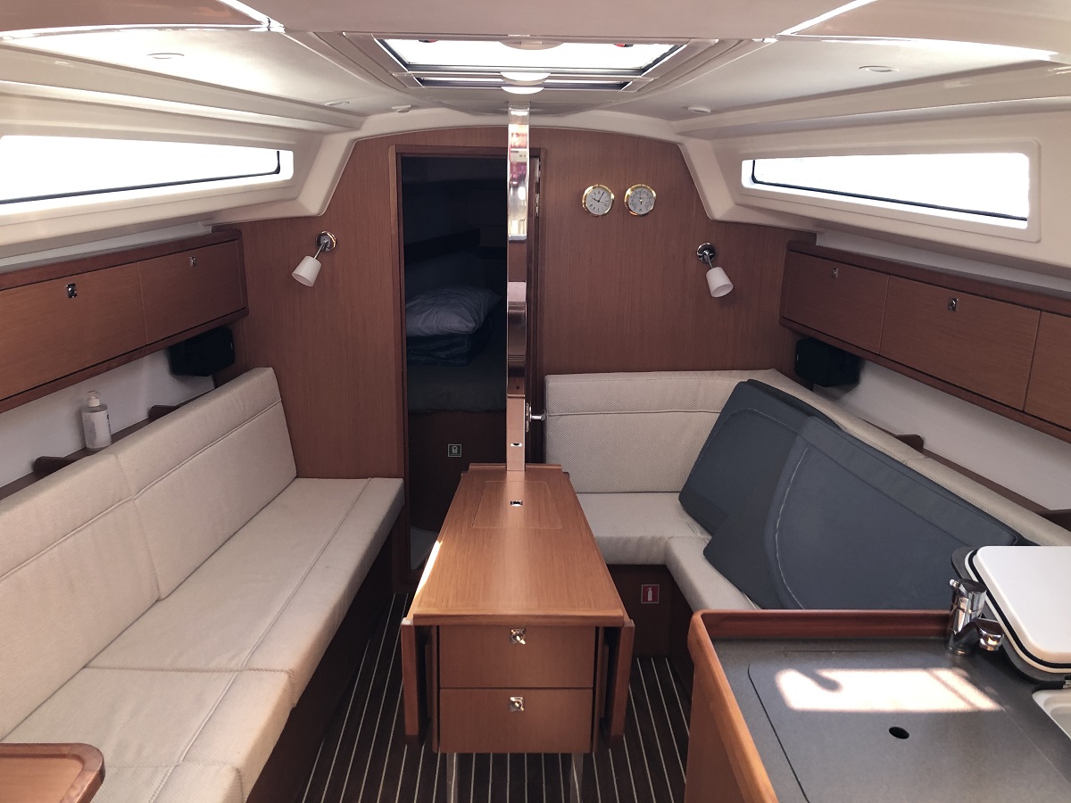 Bavaria Cruiser 34 - 2 cab. — photo 8