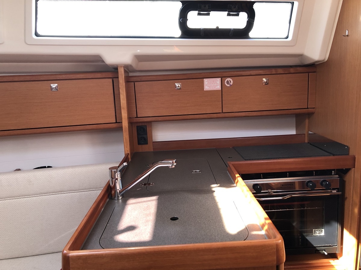 Bavaria Cruiser 34 - 2 cab. — photo 9