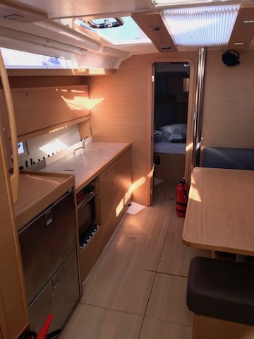 Dufour 390 GL — photo 4