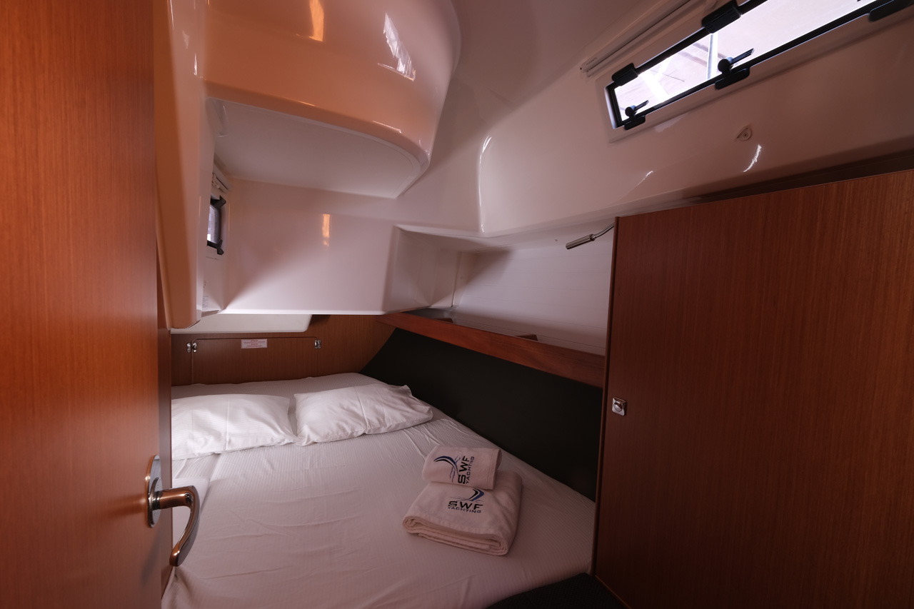 Bavaria Cruiser 37 - 3 cab. — photo 12