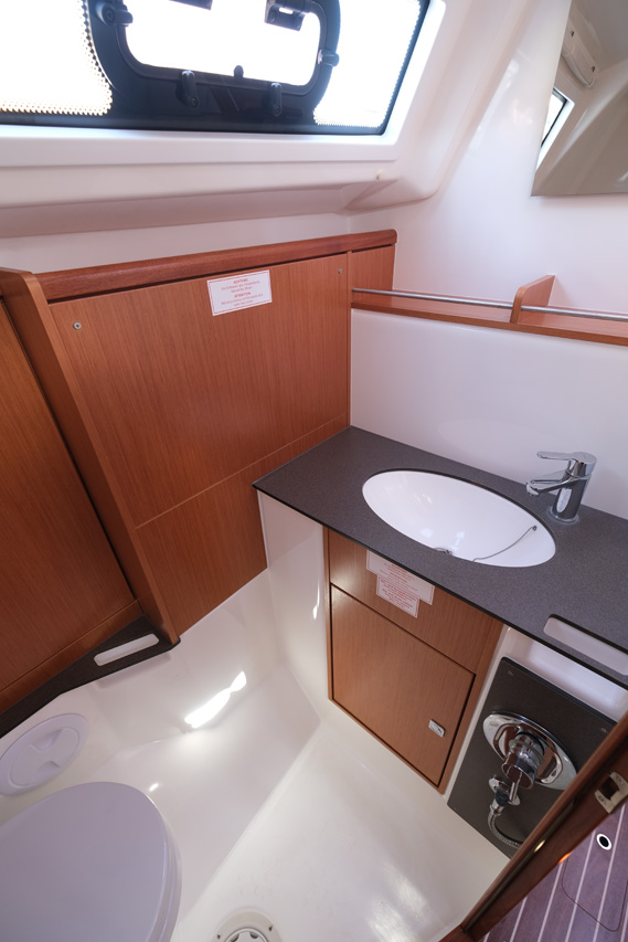 Bavaria Cruiser 37 - 3 cab. — photo 15