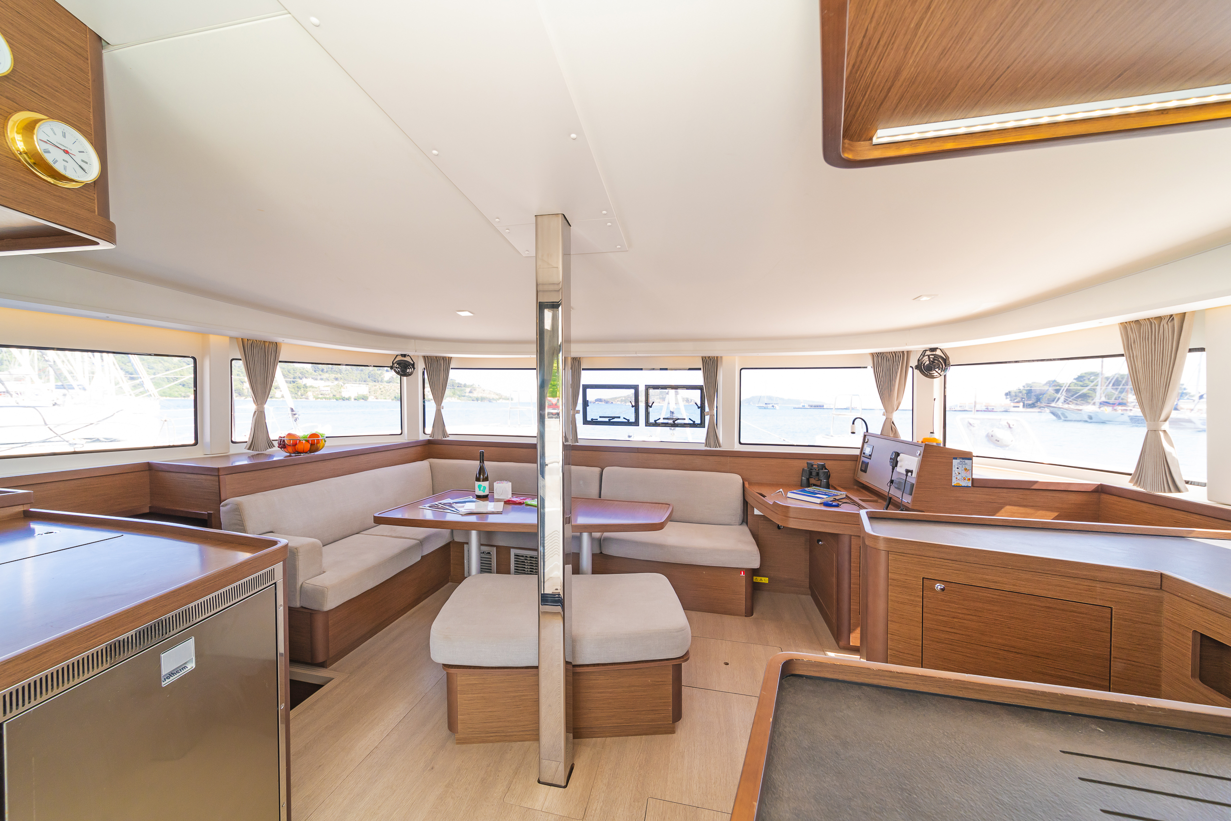 Lagoon 42 - 4 + 2 cab. — photo 6