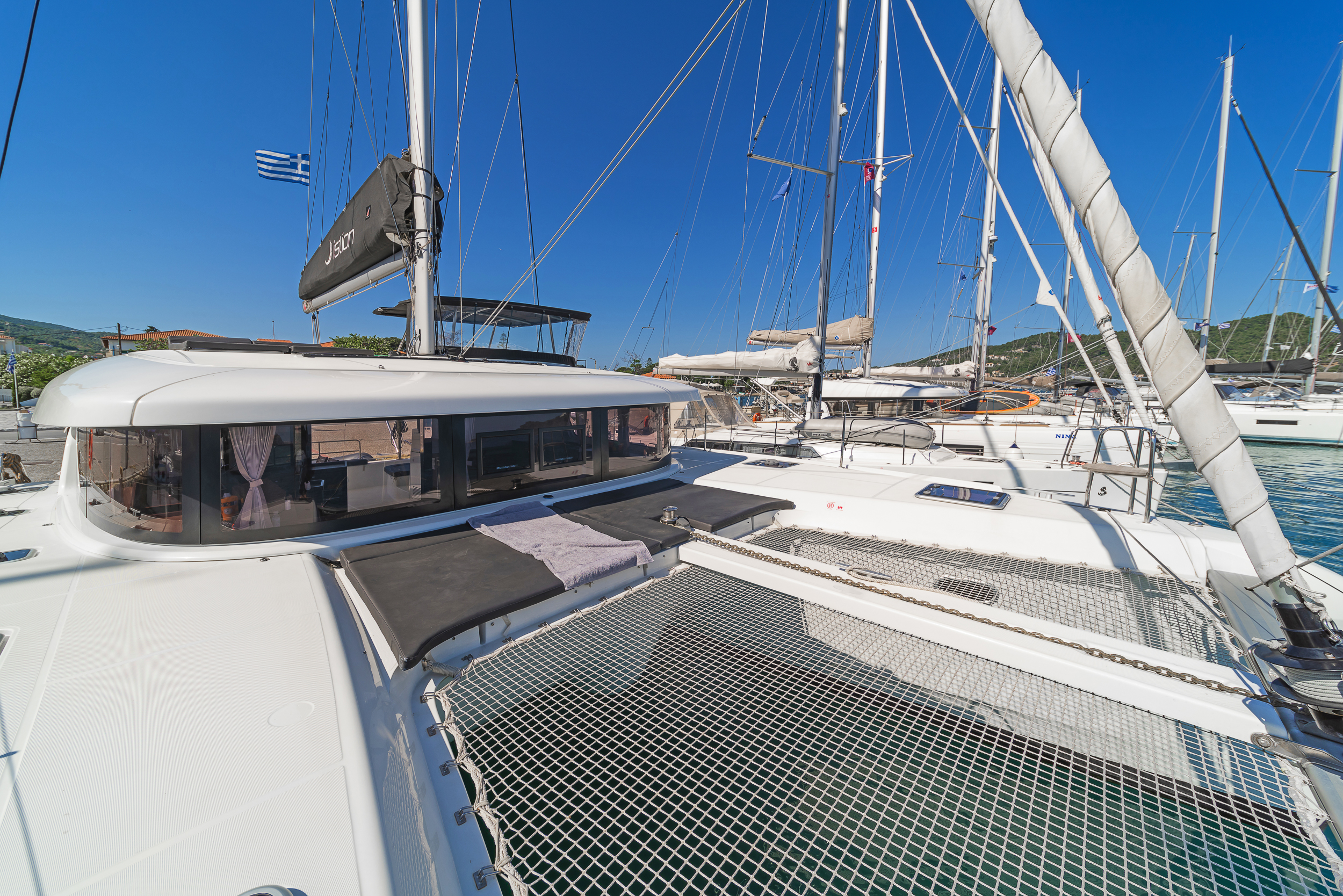 Lagoon 42 - 4 + 2 cab. — photo 12