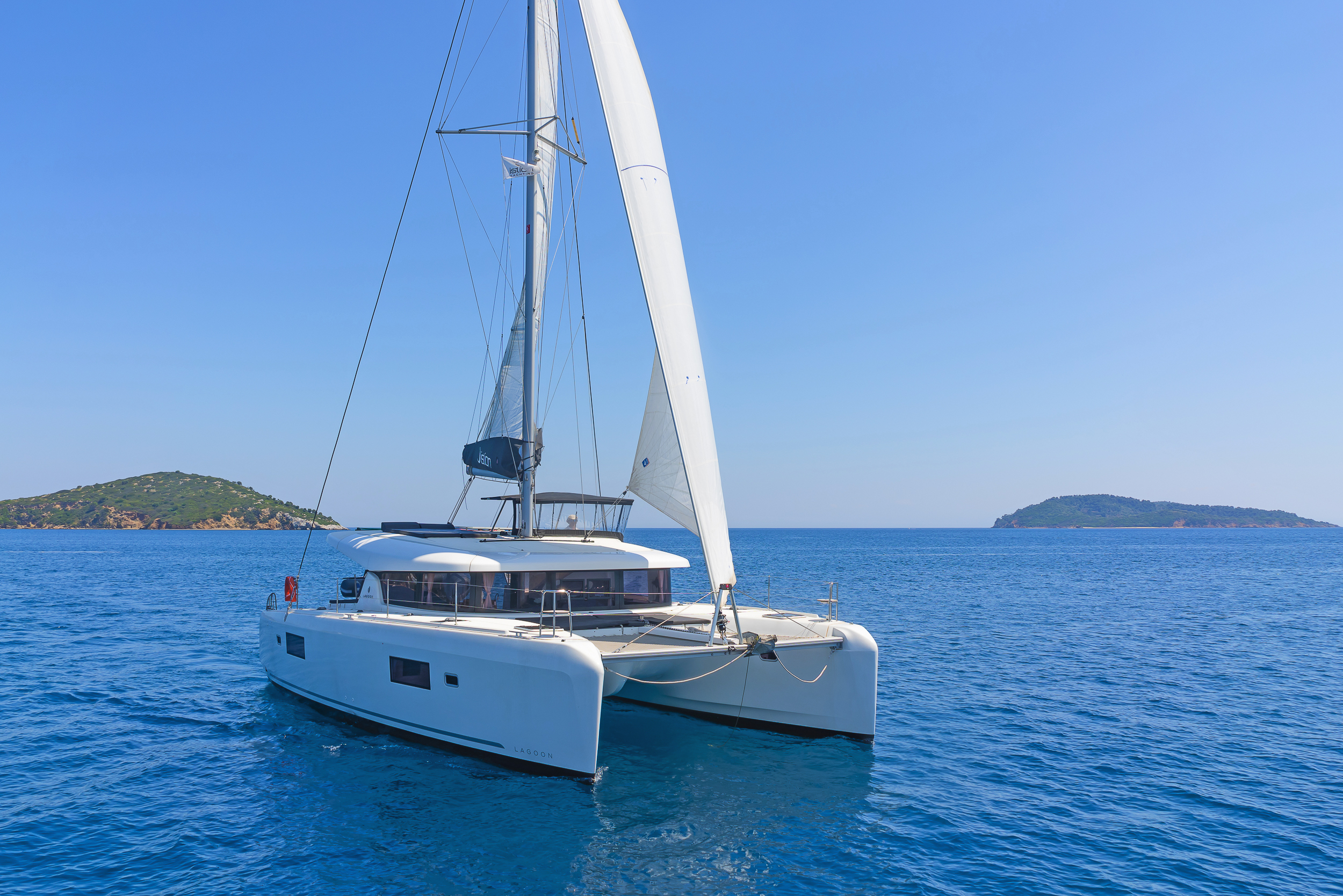 Lagoon 42 - 4 + 2 cab. — photo 18
