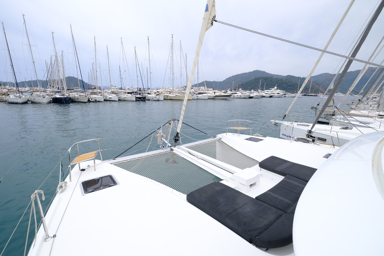 Lagoon 46 - 4 + 1 cab. — photo 6
