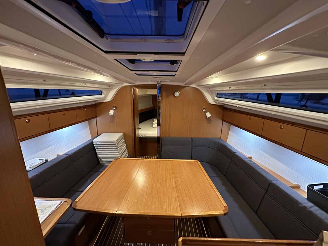 Bavaria Cruiser 37 - 3 cab. — photo 7