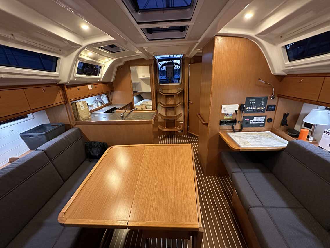 Bavaria Cruiser 37 - 3 cab. — photo 10