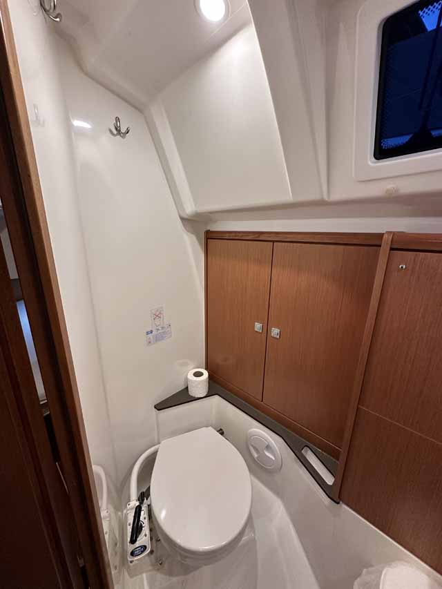 Bavaria Cruiser 37 - 3 cab. — photo 16
