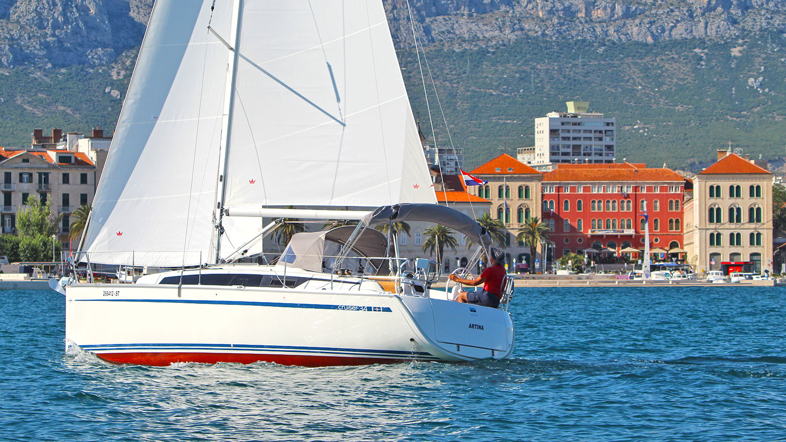 Bavaria Cruiser 34 — photo 4