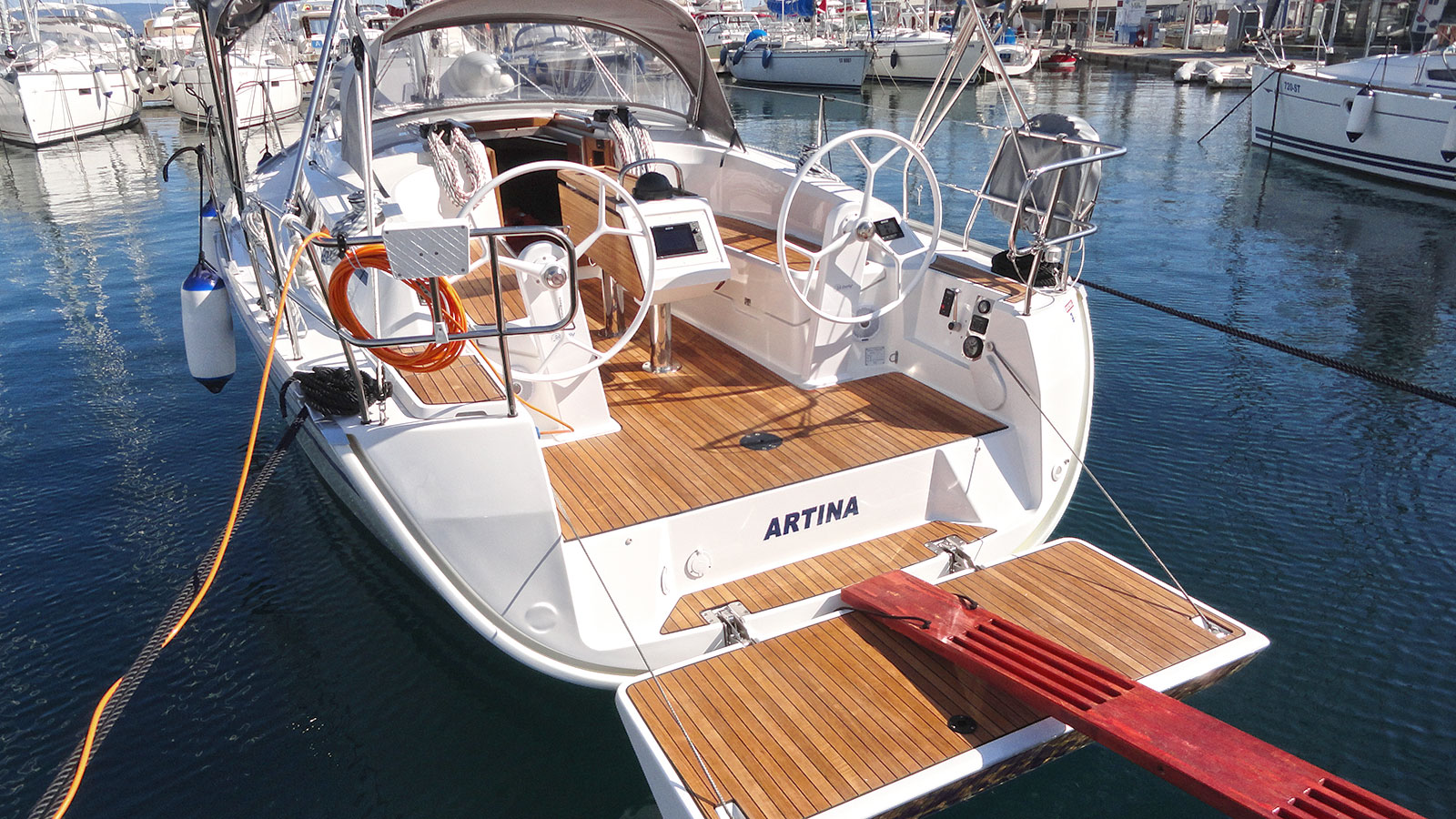 Bavaria Cruiser 34 — photo 8