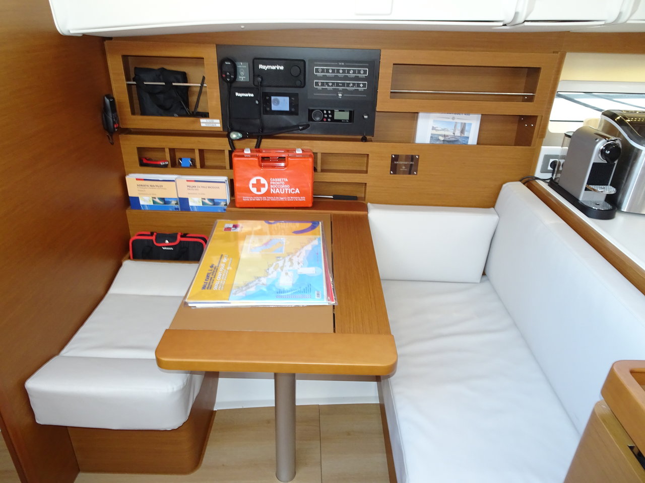 Sun Odyssey 490 - 3 cab. — photo 15