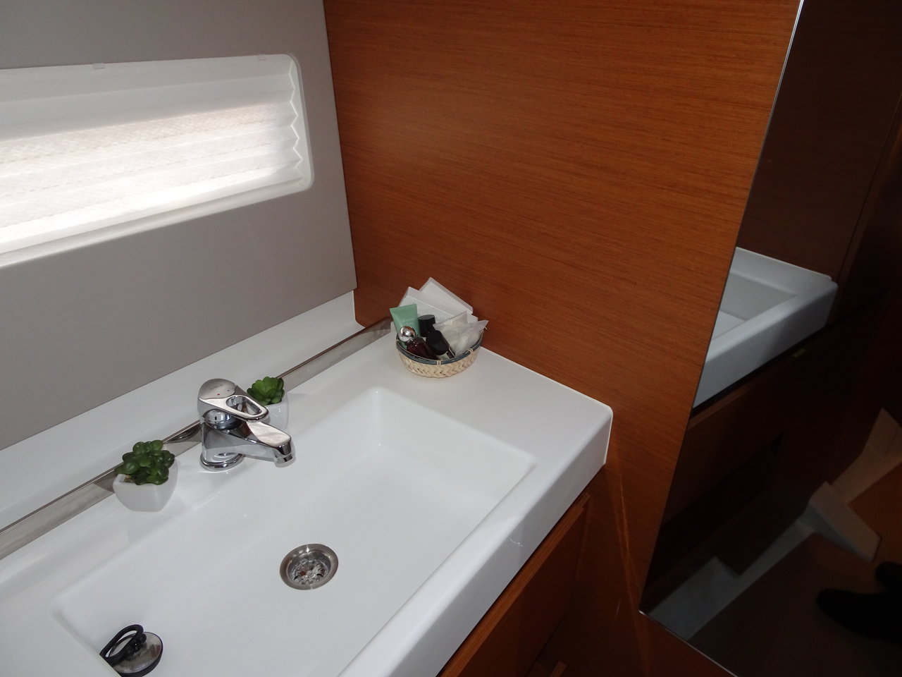Sun Odyssey 490 - 3 cab. — photo 23