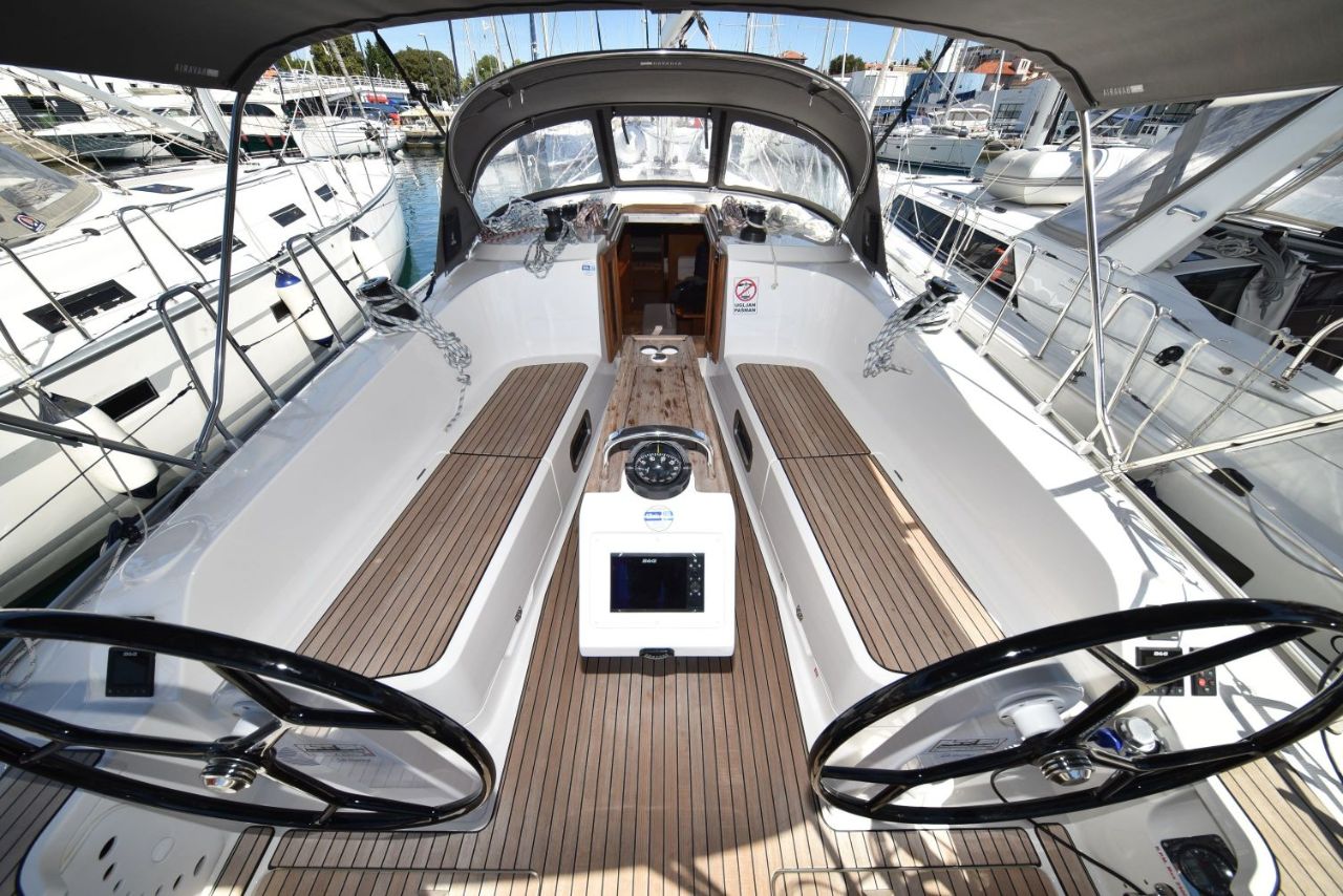 Bavaria Cruiser 41 - 3 cab. — photo 12