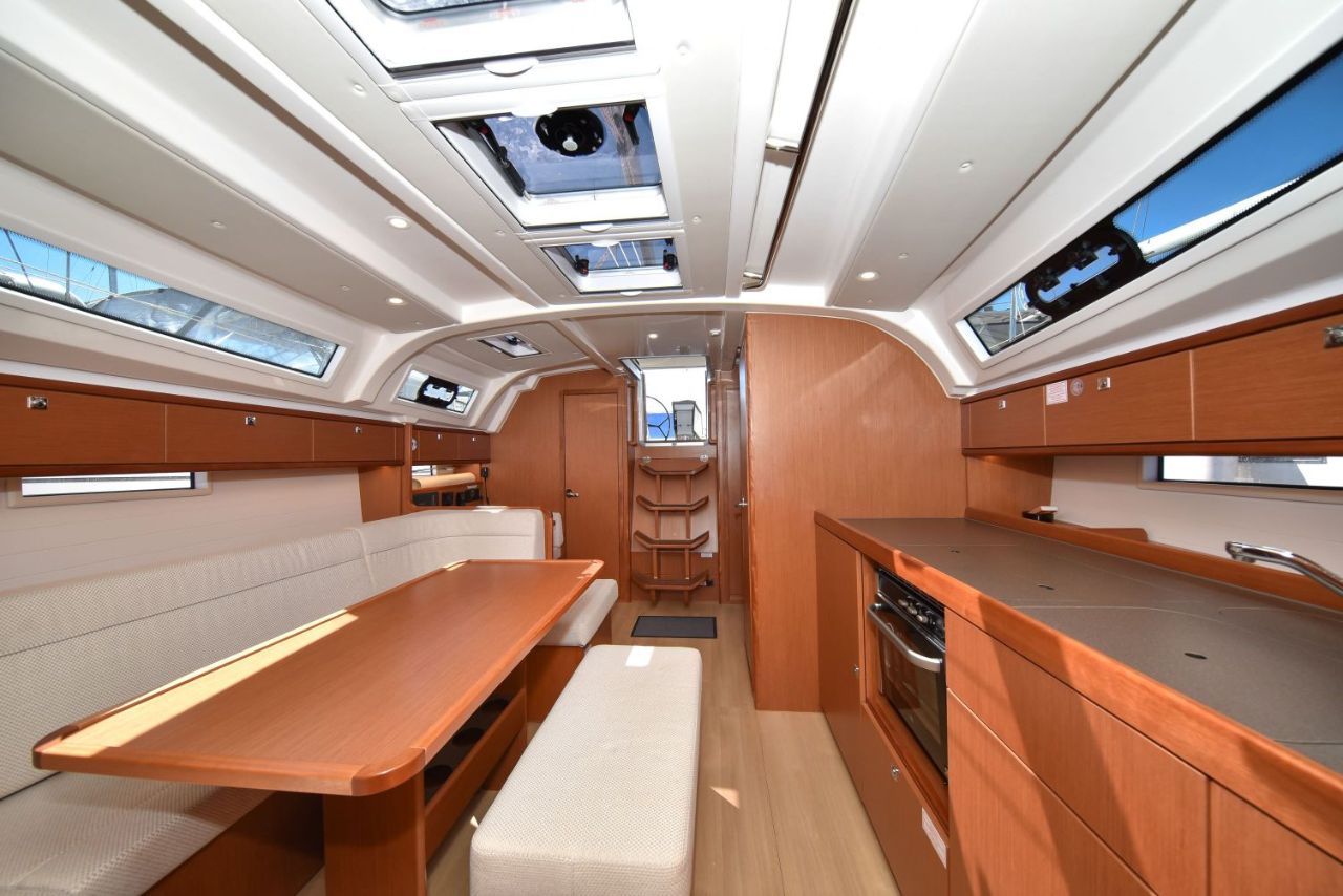 Bavaria Cruiser 41 - 3 cab. — photo 22
