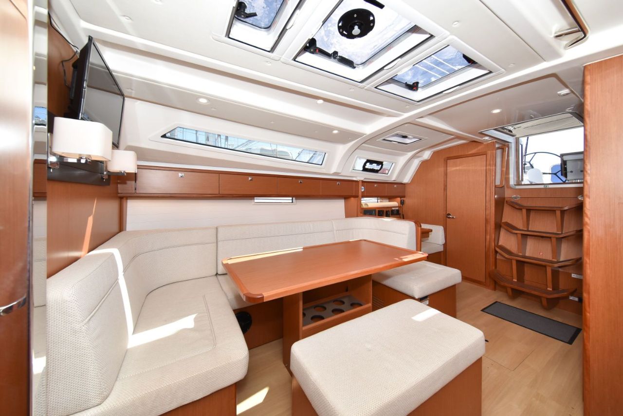 Bavaria Cruiser 41 - 3 cab. — photo 24