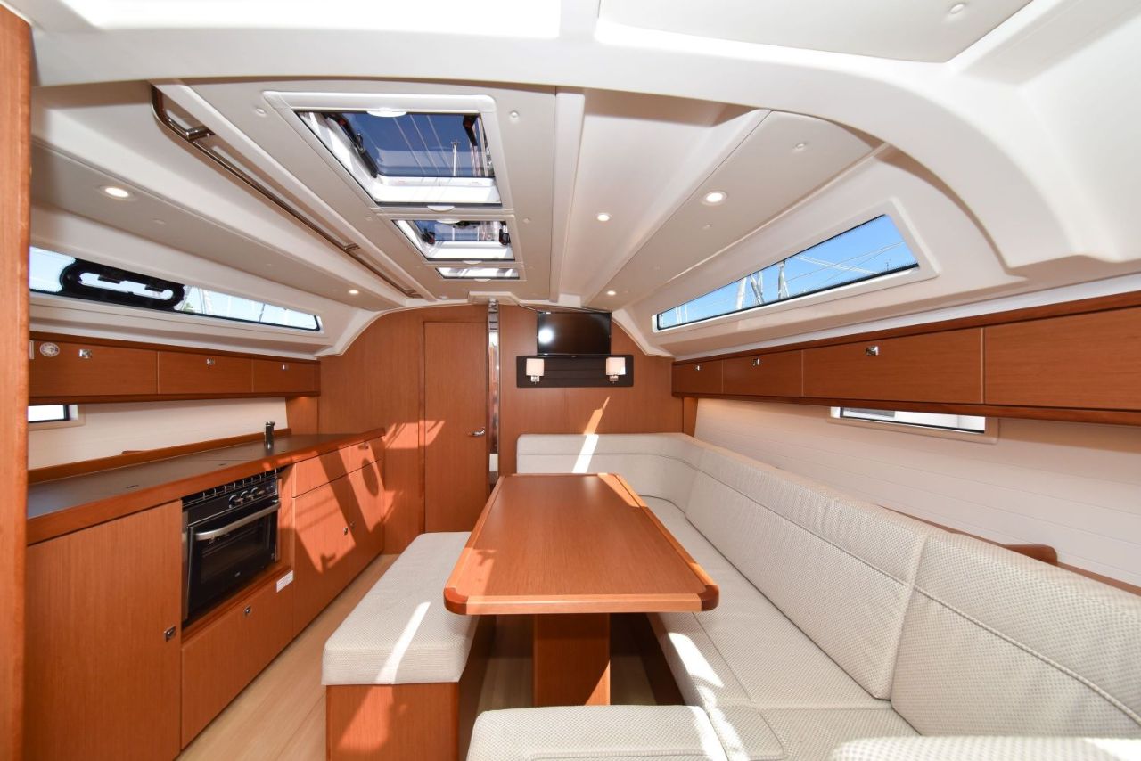 Bavaria Cruiser 41 - 3 cab. — photo 25