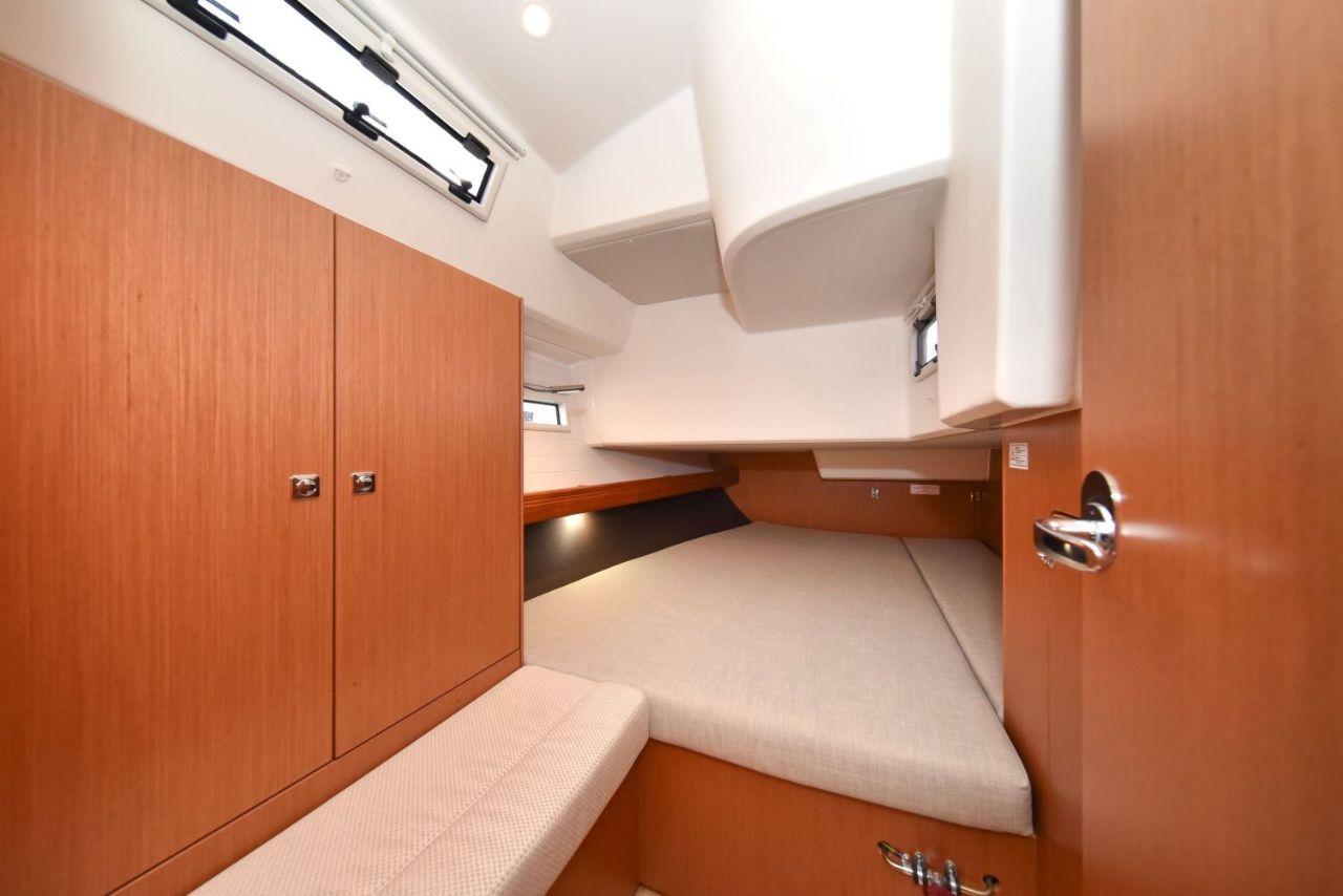 Bavaria Cruiser 41 - 3 cab. — photo 33