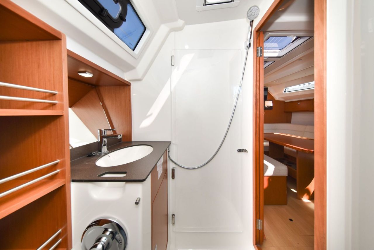 Bavaria Cruiser 41 - 3 cab. — photo 39