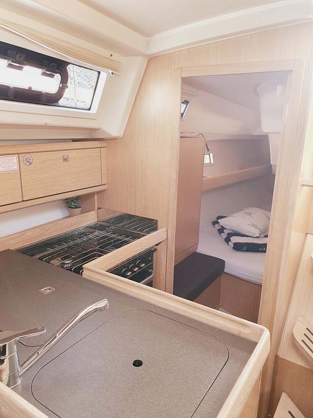 Bavaria Cruiser 34 - 2 cab. — photo 9