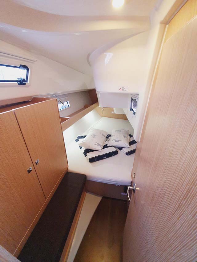 Bavaria Cruiser 34 - 2 cab. — photo 13