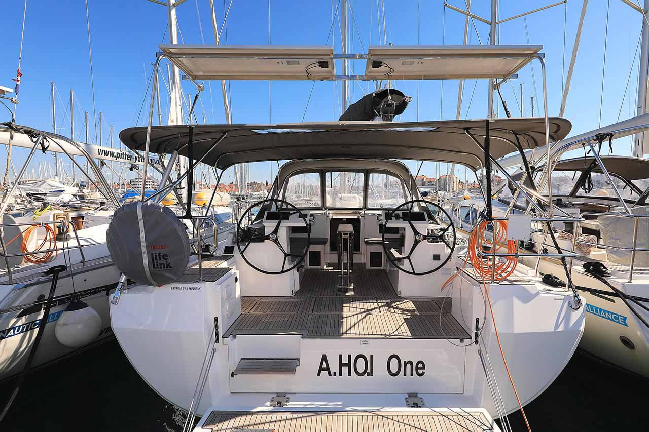 Bavaria C45 Holiday — photo 1
