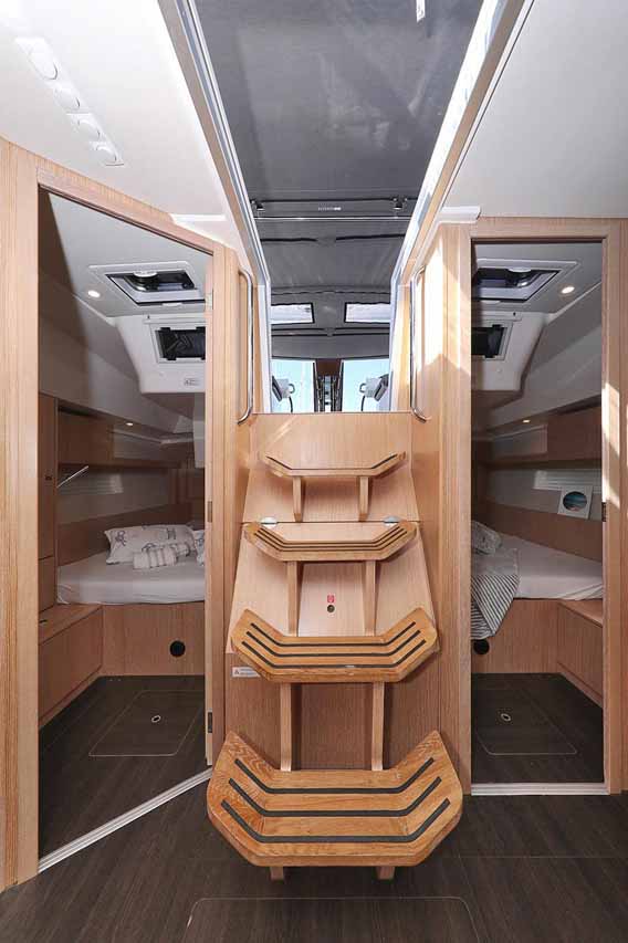 Bavaria C45 Holiday — photo 17