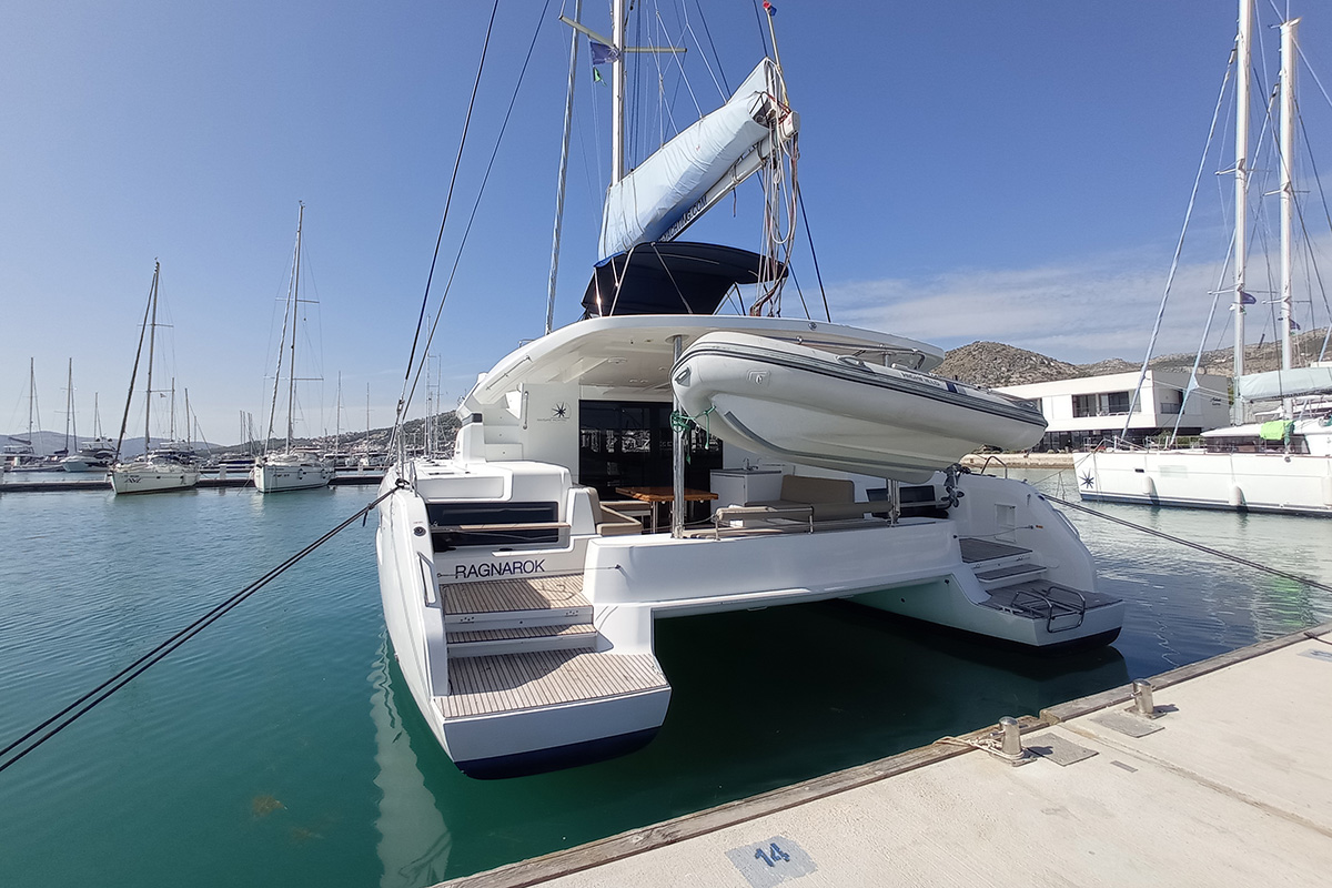 Lagoon 50 - 6 + 2 cab. — photo 28