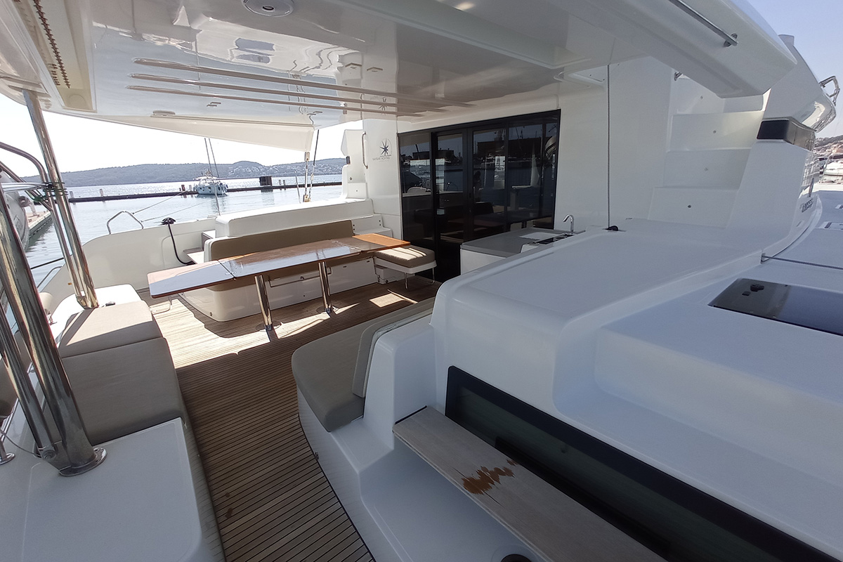 Lagoon 50 - 6 + 2 cab. — photo 34