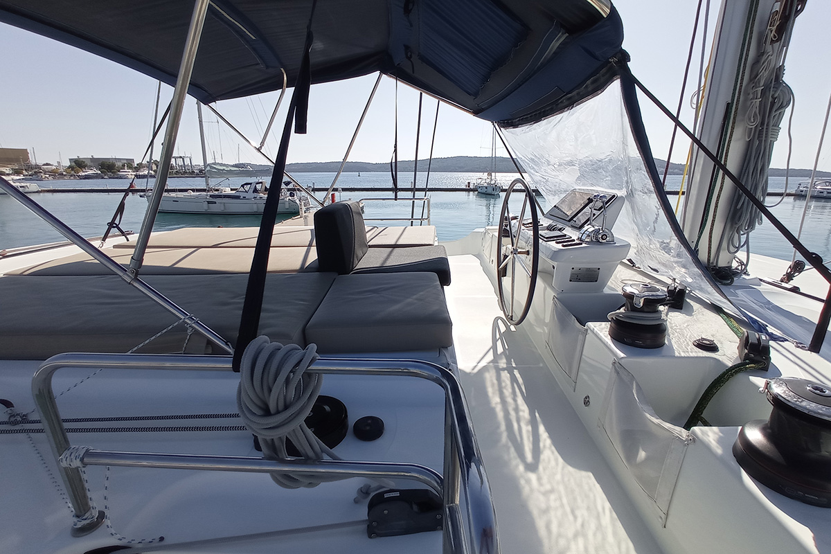 Lagoon 50 - 6 + 2 cab. — photo 43