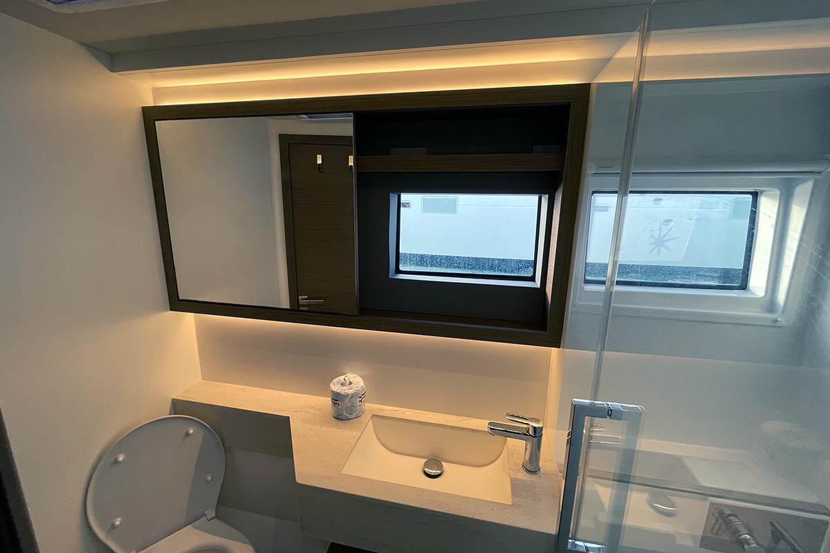 Lagoon 50 - 6 + 2 cab. — photo 22