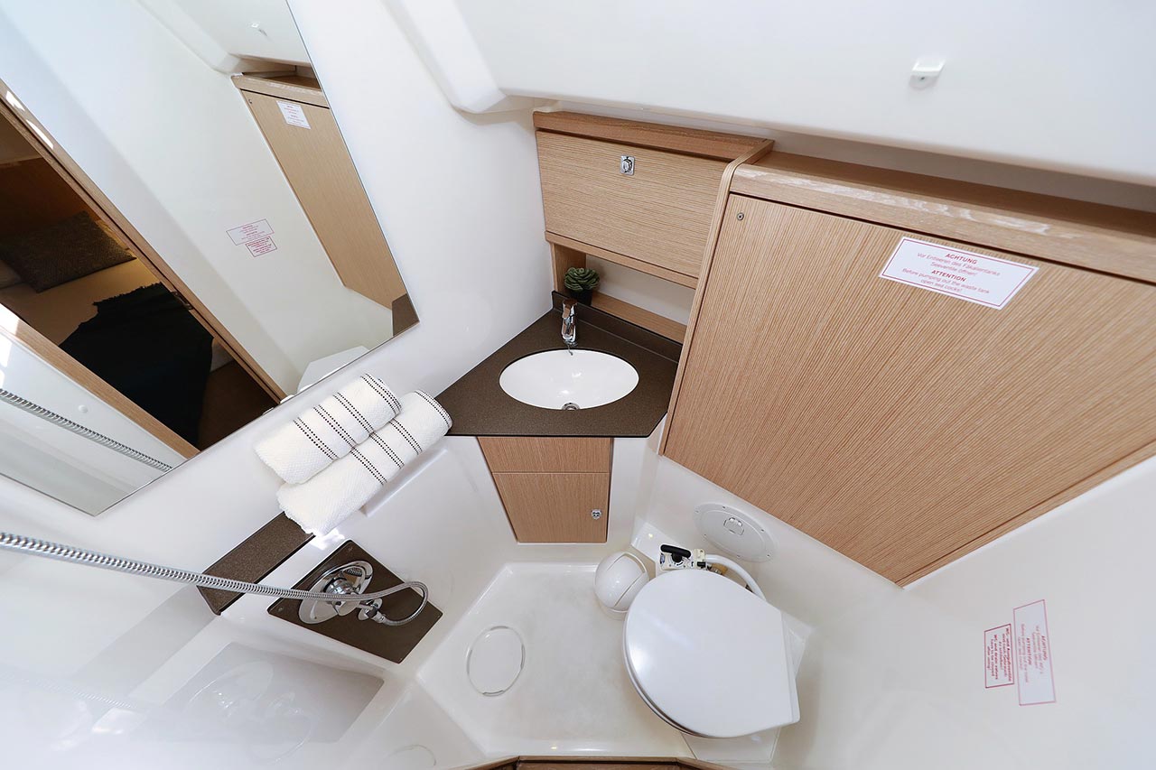 Bavaria Cruiser 46 - 4 cab. — photo 2