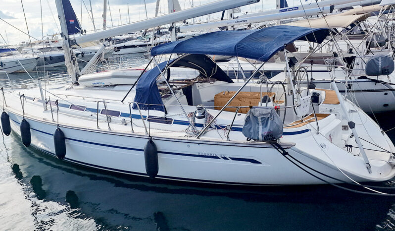 Bavaria 44 — photo 3