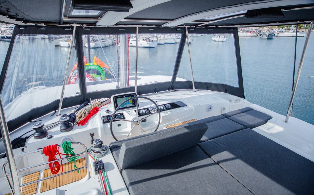 Lagoon 46 - 4 + 2 cab. — photo 13