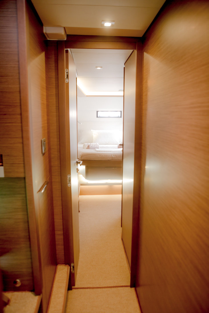 Lagoon 46 - 4 + 2 cab. — photo 33