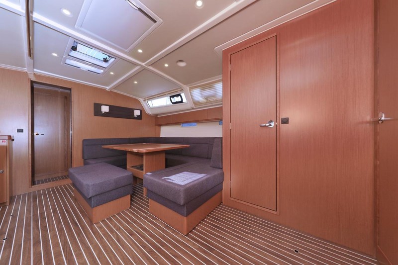 Bavaria Cruiser 51 — photo 9