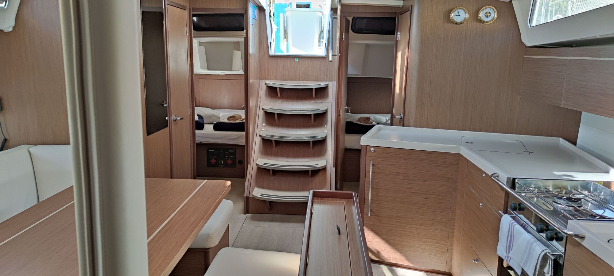 Oceanis 46.1 — photo 17
