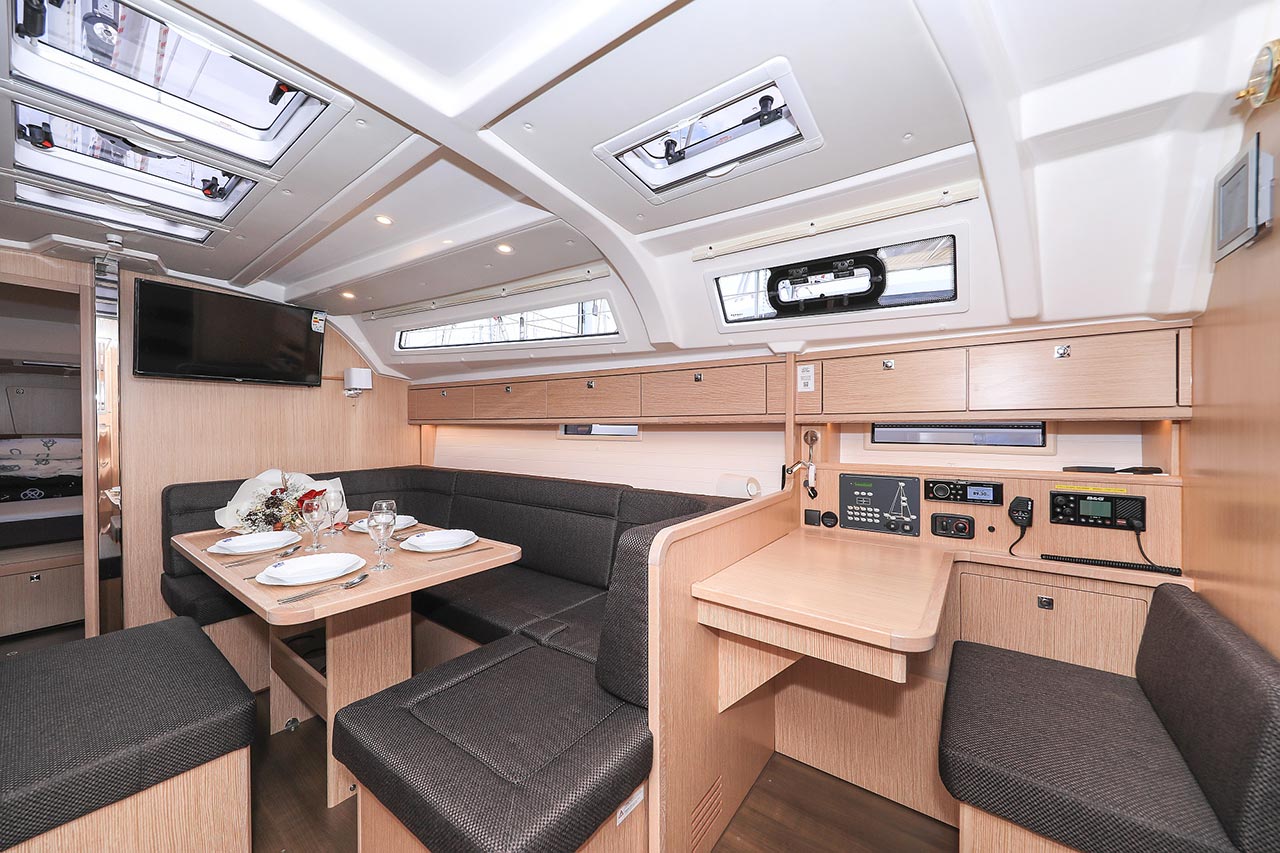 Bavaria Cruiser 41 - 3 cab. — photo 13