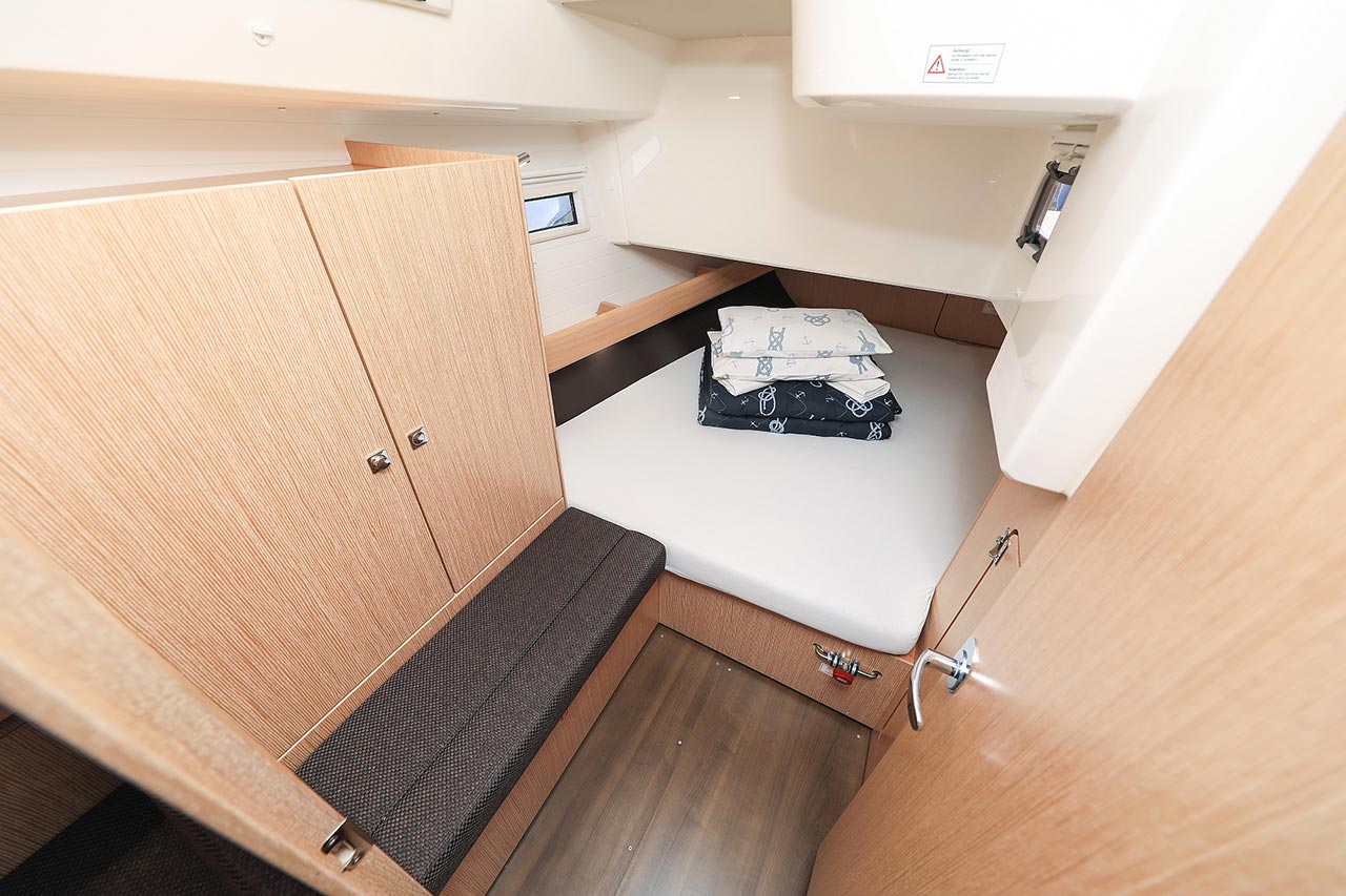Bavaria Cruiser 41 - 3 cab. — photo 24