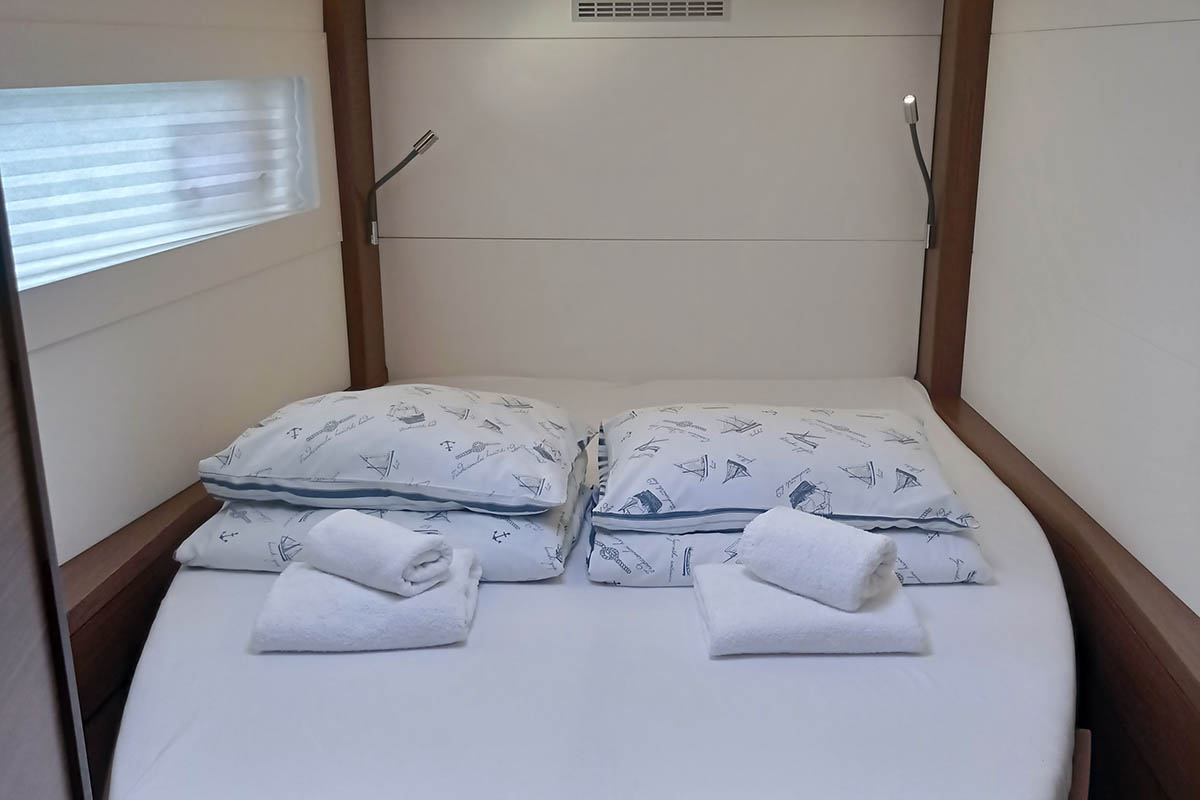 Lagoon 46 - 4 + 2 cab. — photo 19