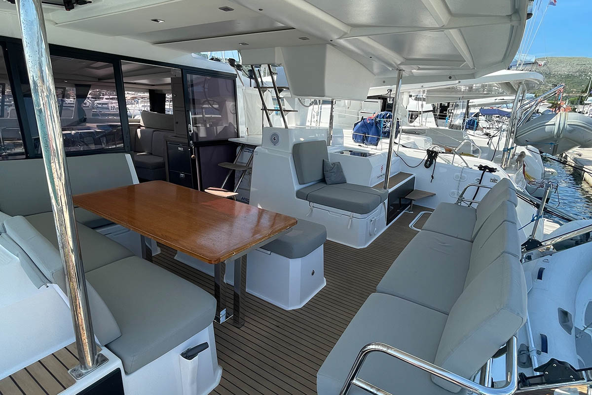 Fountaine Pajot Astrea 42 - 4 + 2 cab. — photo 14