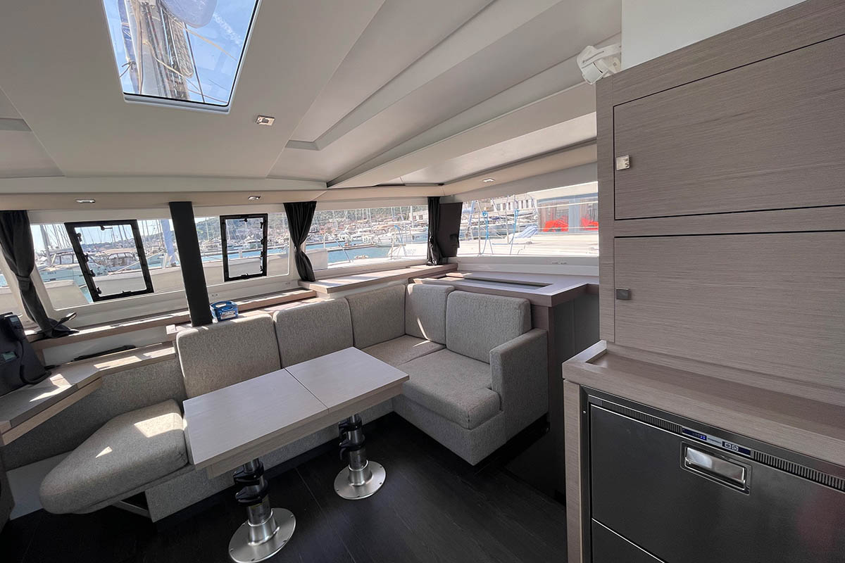 Fountaine Pajot Astrea 42 - 4 + 2 cab. — photo 29