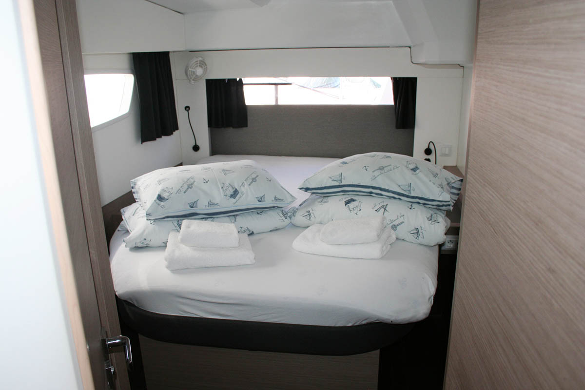 Fountaine Pajot Astrea 42 - 4 + 2 cab. — photo 34