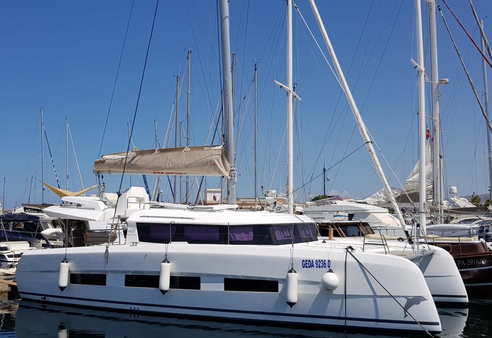 Dufour 48 Catamaran - 5 + 1 cab. — photo 3