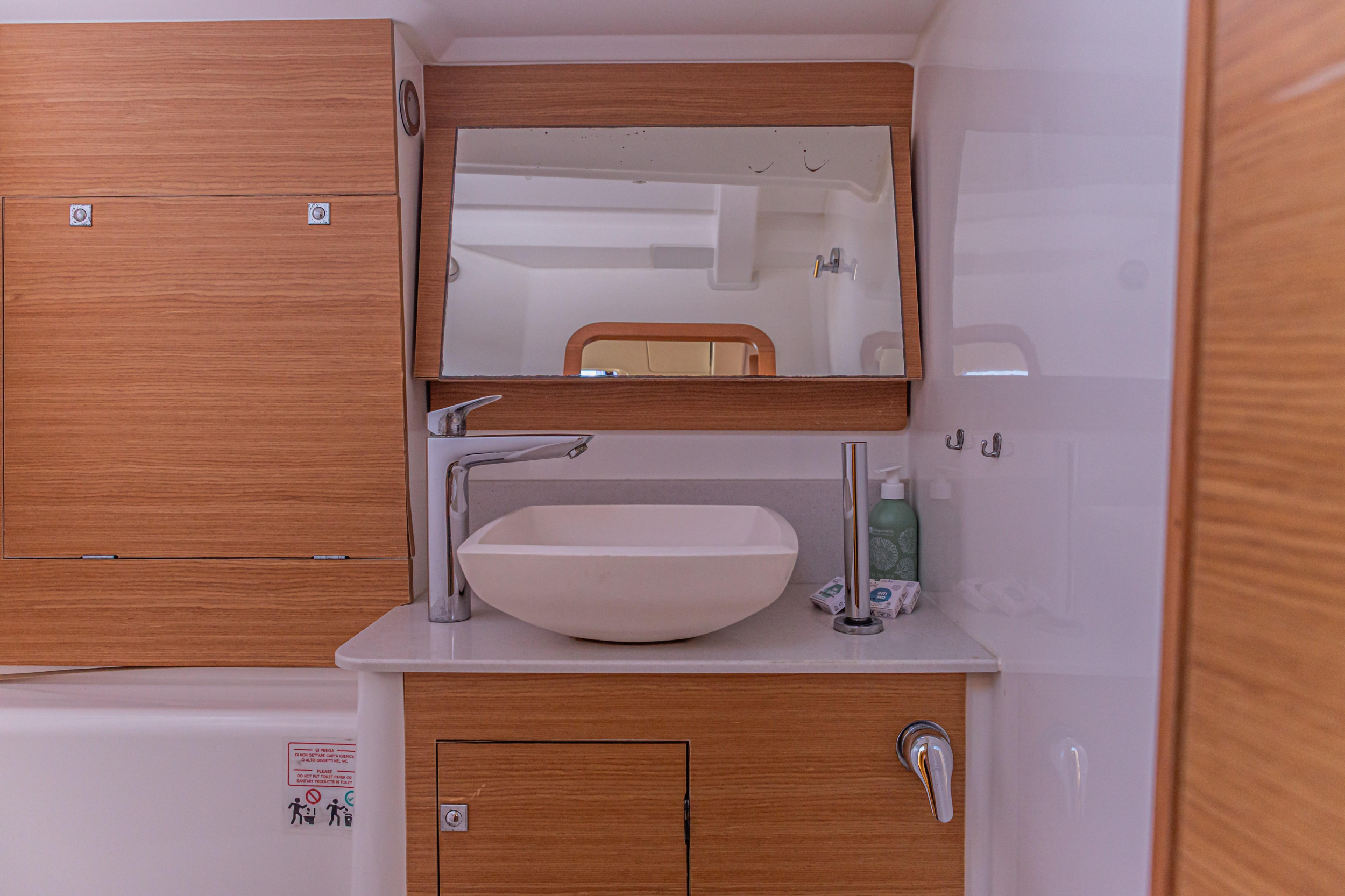 Dufour 460 GL — photo 7