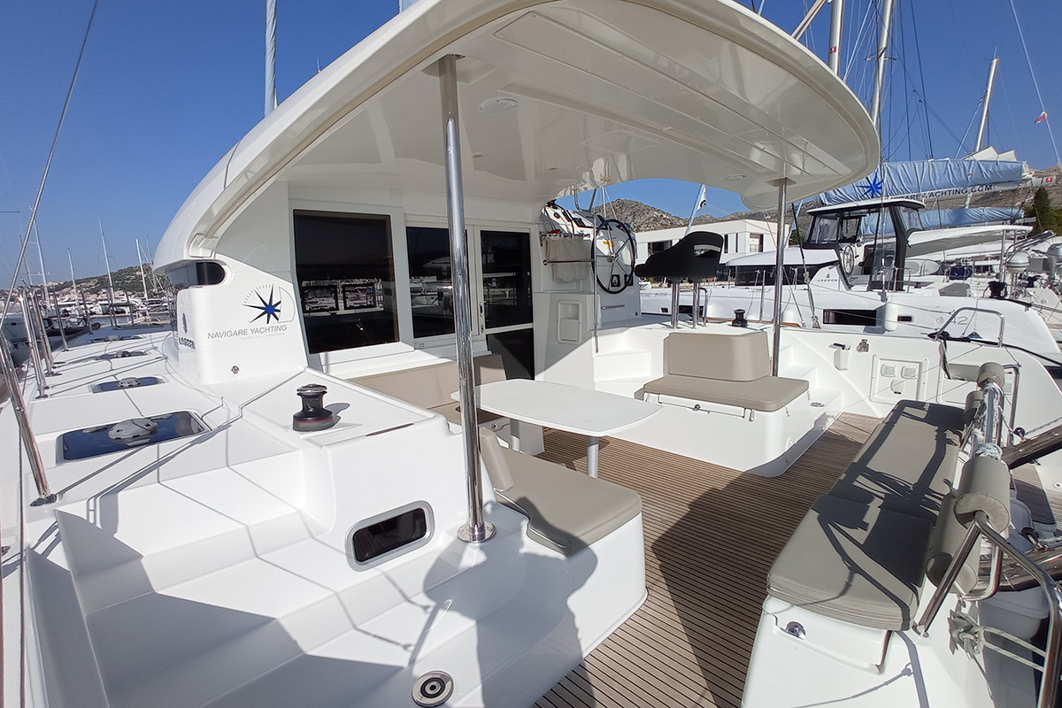 Lagoon 40 - 4 + 2 cab — photo 7